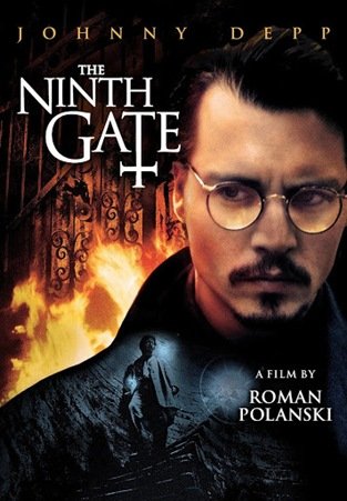 მეცხრე კარიბჭის შესახებ რარიტეტული გამოცემის ძიება, წიგნებით მოვაჭრეს მკვლელობისა და სატანიზმის სამყაროში ჩაითრევს.